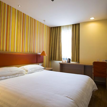 Home Inn Kunming Dongfeng Square Metro Station Екстериор снимка