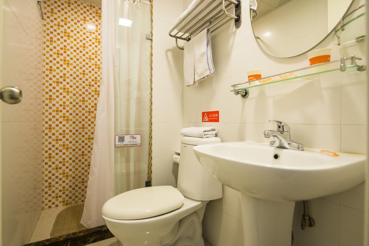 Home Inn Kunming Dongfeng Square Metro Station Екстериор снимка