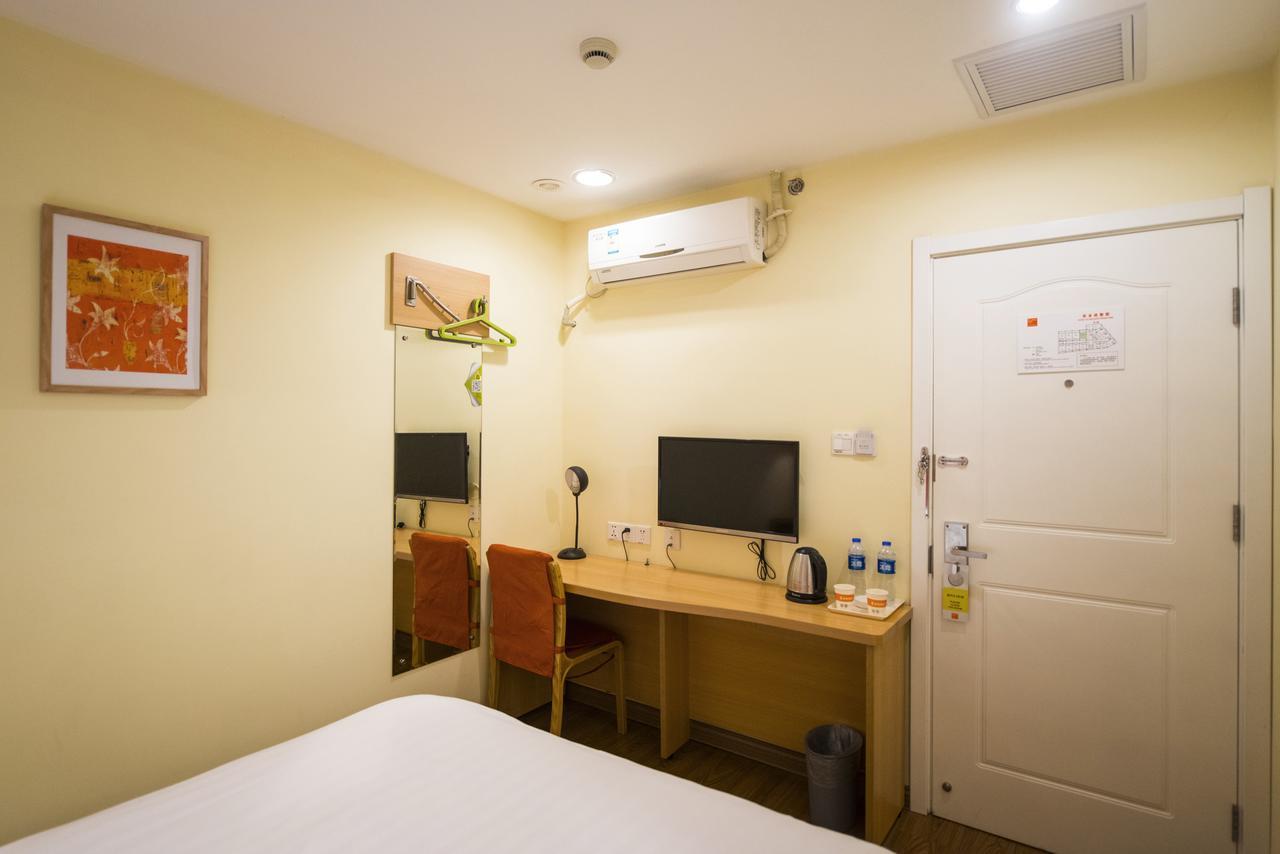Home Inn Kunming Dongfeng Square Metro Station Екстериор снимка